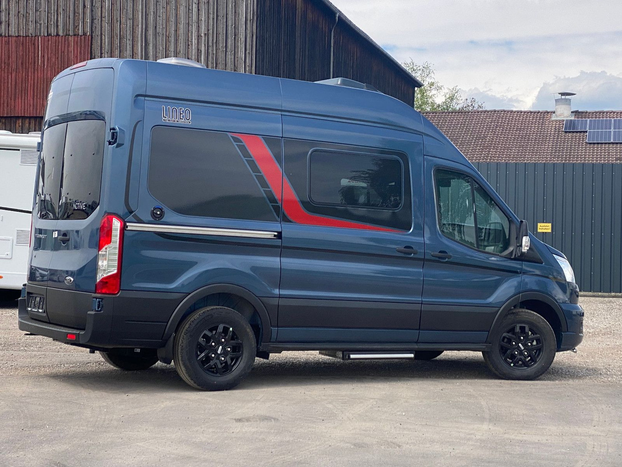 Bürstner Lineo C 550 - Kamp kombi: slika Bürstner Lineo C 550 - Kamp kombi Bürstner Lineo C 550 - Kamp kombi: slika Bürstner Lineo C 550 - Kamp kombi