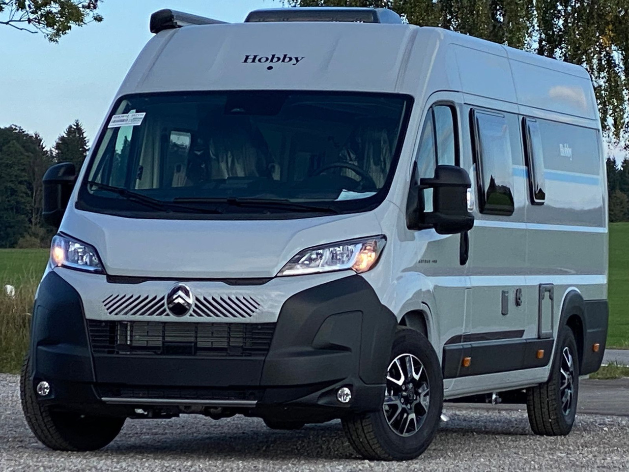Carado ONTOUR Van 640 ET Modell 2025,Längsbetten - Kamp kombi: slika Carado ONTOUR Van 640 ET Modell 2025,Längsbetten - Kamp kombi Carado ONTOUR Van 640 ET Modell 2025,Längsbetten - Kamp kombi: slika Carado ONTOUR Van 640 ET Modell 2025,Längsbetten - Kamp kombi