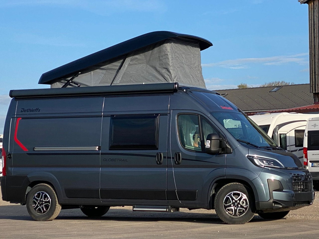 Dethleffs Globetrail 600 DK *2025*Automatik,Aufstelldach - Kamp kombi: slika Dethleffs Globetrail 600 DK *2025*Automatik,Aufstelldach - Kamp kombi Dethleffs Globetrail 600 DK *2025*Automatik,Aufstelldach - Kamp kombi: slika Dethleffs Globetrail 600 DK *2025*Automatik,Aufstelldach - Kamp kombi