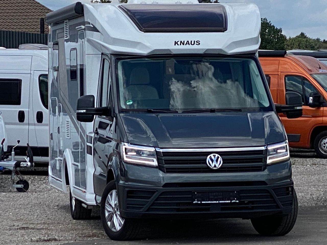 Knaus Van TI PLUS Platinium Selection 650 MEG,Automat - Poluintegrirani kamper: slika Knaus Van TI PLUS Platinium Selection 650 MEG,Automat - Poluintegrirani kamper Knaus Van TI PLUS Platinium Selection 650 MEG,Automat - Poluintegrirani kamper: slika Knaus Van TI PLUS Platinium Selection 650 MEG,Automat - Poluintegrirani kamper
