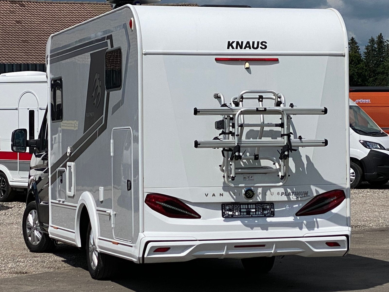 Knaus Van TI PLUS Platinium Selection 650 MEG,Automat - Poluintegrirani kamper: slika Knaus Van TI PLUS Platinium Selection 650 MEG,Automat - Poluintegrirani kamper Knaus Van TI PLUS Platinium Selection 650 MEG,Automat - Poluintegrirani kamper: slika Knaus Van TI PLUS Platinium Selection 650 MEG,Automat - Poluintegrirani kamper