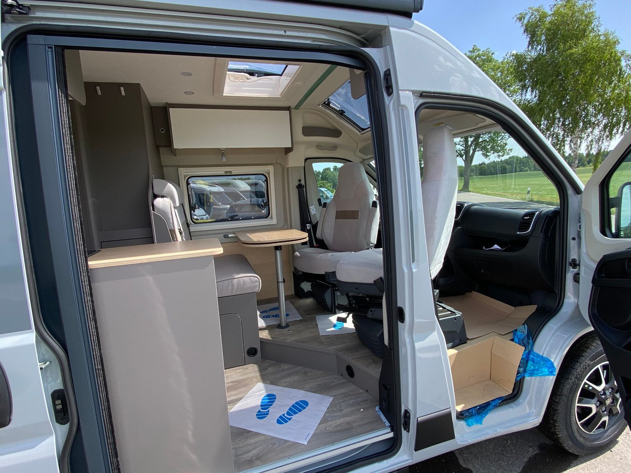 Kamp kombi ROADfans Hopper 600 Modell 2026 / Navigation,Dieselheizun: slika Kamp kombi ROADfans Hopper 600 Modell 2026 / Navigation,Dieselheizun Kamp kombi ROADfans Hopper 600 Modell 2026 / Navigation,Dieselheizun: slika Kamp kombi ROADfans Hopper 600 Modell 2026 / Navigation,Dieselheizun