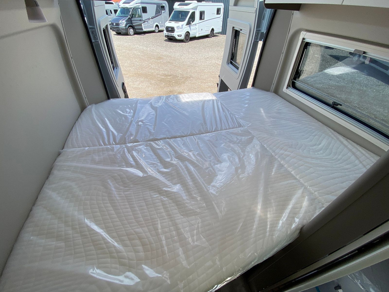 Kamp kombi ROADfans Hopper 600 Modell 2026 / Navigation,Dieselheizun: slika Kamp kombi ROADfans Hopper 600 Modell 2026 / Navigation,Dieselheizun Kamp kombi ROADfans Hopper 600 Modell 2026 / Navigation,Dieselheizun: slika Kamp kombi ROADfans Hopper 600 Modell 2026 / Navigation,Dieselheizun