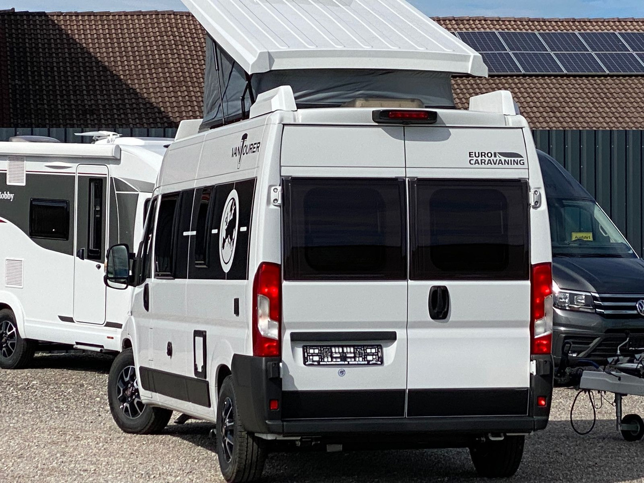 VANTourer 600 D 180PS, mit Aufstelldach,Navi,Markise - Kamp kombi: slika VANTourer 600 D 180PS, mit Aufstelldach,Navi,Markise - Kamp kombi VANTourer 600 D 180PS, mit Aufstelldach,Navi,Markise - Kamp kombi: slika VANTourer 600 D 180PS, mit Aufstelldach,Navi,Markise - Kamp kombi
