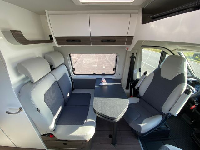 Novi Kamp kombi VANTourer 600MQ, D ,Dieselstandheizung: slika Novi Kamp kombi VANTourer 600MQ, D ,Dieselstandheizung