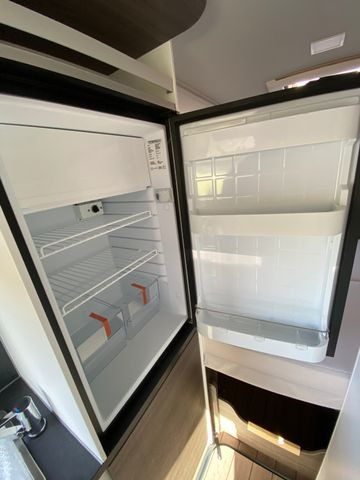 Novi Kamp kombi VANTourer 600MQ, D ,Dieselstandheizung: slika Novi Kamp kombi VANTourer 600MQ, D ,Dieselstandheizung