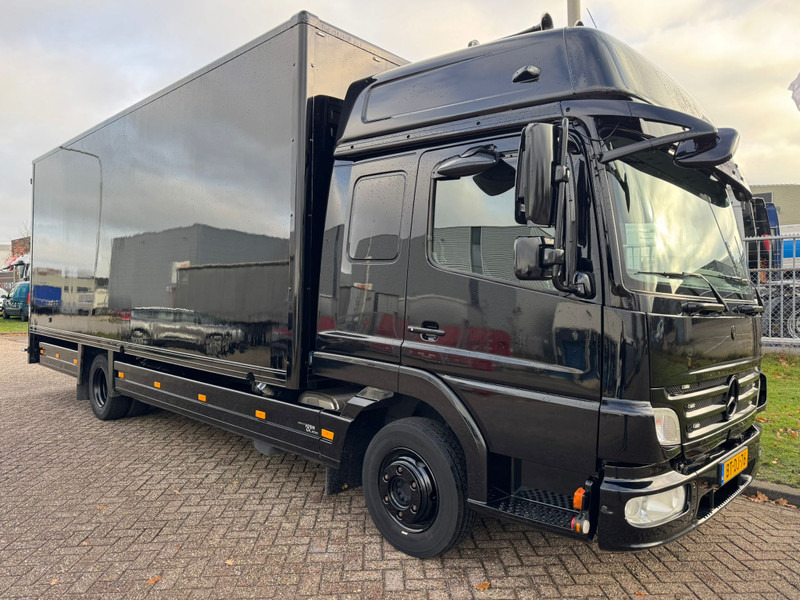 Mercedes-Benz ATEGO 818 / 228.000..KM!! / Sleeping Cab / TUV: 7-2026 / NL Truck - Kamion sandučar: slika Mercedes-Benz ATEGO 818 / 228.000..KM!! / Sleeping Cab / TUV: 7-2026 / NL Truck - Kamion sandučar Mercedes-Benz ATEGO 818 / 228.000..KM!! / Sleeping Cab / TUV: 7-2026 / NL Truck - Kamion sandučar: slika Mercedes-Benz ATEGO 818 / 228.000..KM!! / Sleeping Cab / TUV: 7-2026 / NL Truck - Kamion sandučar
