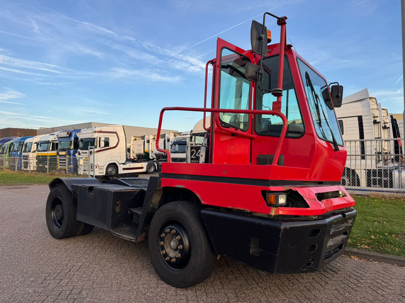 Terberg YT182 / Klima / NL Truck - Terminalni traktor: slika Terberg YT182 / Klima / NL Truck - Terminalni traktor Terberg YT182 / Klima / NL Truck - Terminalni traktor: slika Terberg YT182 / Klima / NL Truck - Terminalni traktor