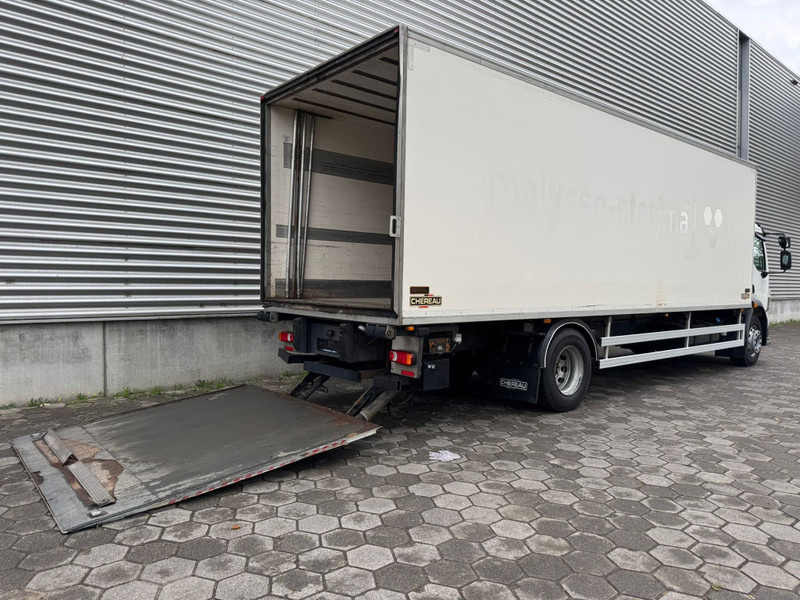 Volvo FL 260 / Euro 5 / 18 Tons / Tail Lift / Belgium Truck - Kamion sandučar: slika Volvo FL 260 / Euro 5 / 18 Tons / Tail Lift / Belgium Truck - Kamion sandučar Volvo FL 260 / Euro 5 / 18 Tons / Tail Lift / Belgium Truck - Kamion sandučar: slika Volvo FL 260 / Euro 5 / 18 Tons / Tail Lift / Belgium Truck - Kamion sandučar