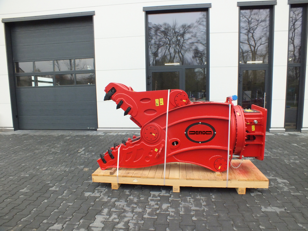 DEMOQ DH26 Hydraulic Rotating Pulveriser Crusher 2850 KG - Škare za rušenje za Bager: slika DEMOQ DH26 Hydraulic Rotating Pulveriser Crusher 2850 KG - Škare za rušenje za Bager DEMOQ DH26 Hydraulic Rotating Pulveriser Crusher 2850 KG - Škare za rušenje za Bager: slika DEMOQ DH26 Hydraulic Rotating Pulveriser Crusher 2850 KG - Škare za rušenje za Bager