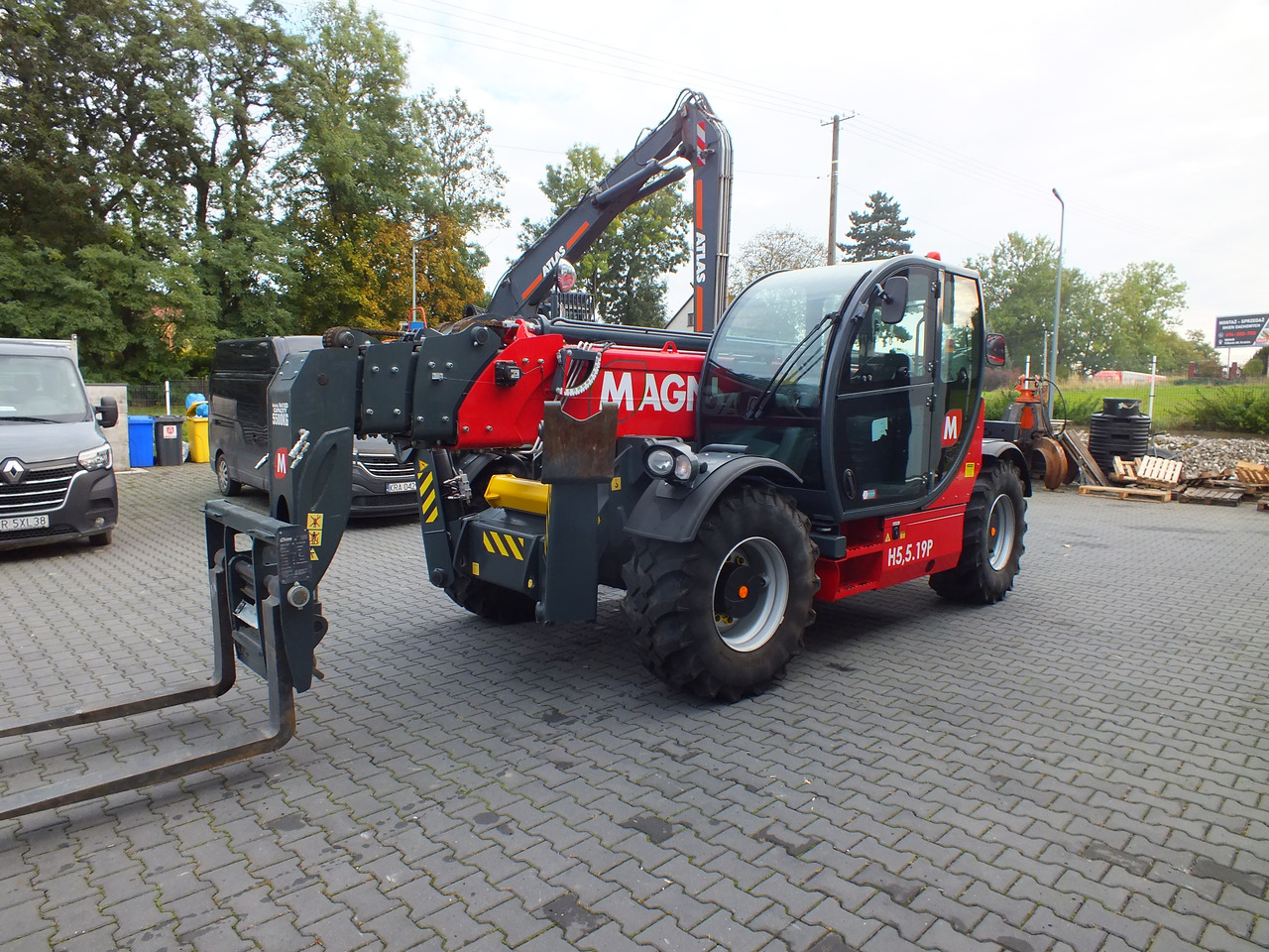 MAGNI TH5,5.19P - Teleskopski utovarivač na kotačima za Građevinski strojevi: slika MAGNI TH5,5.19P - Teleskopski utovarivač na kotačima za Građevinski strojevi MAGNI TH5,5.19P - Teleskopski utovarivač na kotačima za Građevinski strojevi: slika MAGNI TH5,5.19P - Teleskopski utovarivač na kotačima za Građevinski strojevi