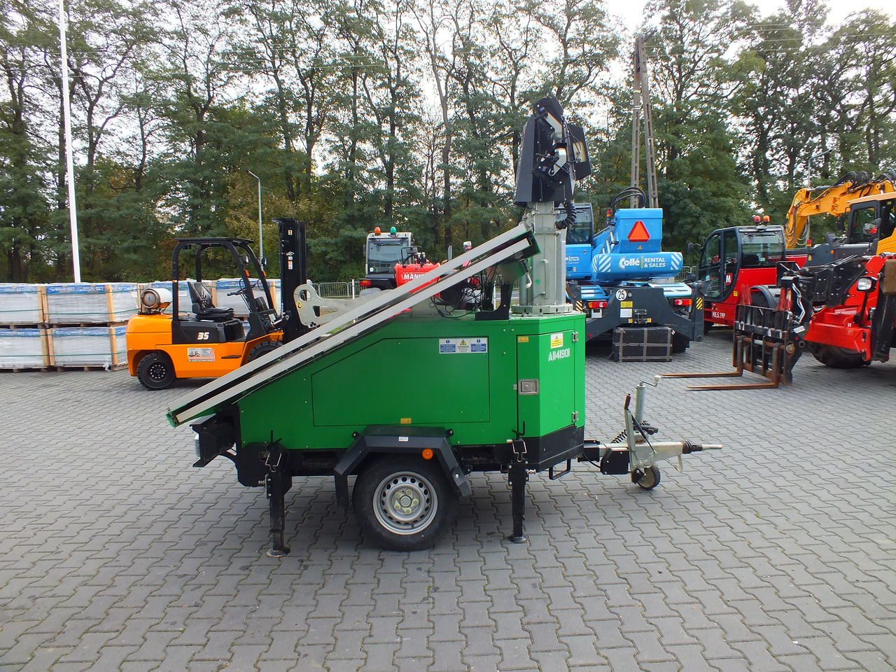 TRIME X-SOLAR - Rasvjetni stup za Bager: slika TRIME X-SOLAR - Rasvjetni stup za Bager TRIME X-SOLAR - Rasvjetni stup za Bager: slika TRIME X-SOLAR - Rasvjetni stup za Bager