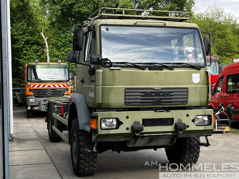 MAN 18.225 LAC 4x4 - Kamion: slika MAN 18.225 LAC 4x4 - Kamion MAN 18.225 LAC 4x4 - Kamion: slika MAN 18.225 LAC 4x4 - Kamion