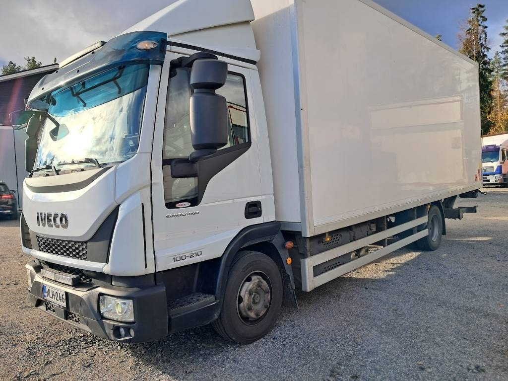 Iveco Eurocargo 100 E21 - Kamion sandučar: slika Iveco Eurocargo 100 E21 - Kamion sandučar Iveco Eurocargo 100 E21 - Kamion sandučar: slika Iveco Eurocargo 100 E21 - Kamion sandučar