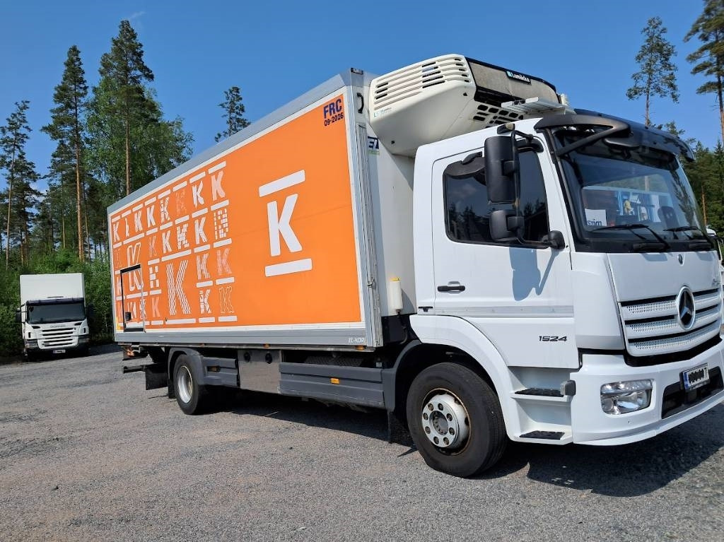 Mercedes-Benz Atego 1524 - Kamion hladnjača: slika Mercedes-Benz Atego 1524 - Kamion hladnjača Mercedes-Benz Atego 1524 - Kamion hladnjača: slika Mercedes-Benz Atego 1524 - Kamion hladnjača
