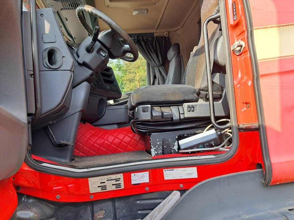 Scania R420 - Kamion s kranom: slika Scania R420 - Kamion s kranom Scania R420 - Kamion s kranom: slika Scania R420 - Kamion s kranom