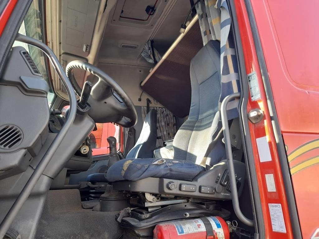 Volvo FH 13 480 - Kamion s kukastom dizalicom: slika Volvo FH 13 480 - Kamion s kukastom dizalicom Volvo FH 13 480 - Kamion s kukastom dizalicom: slika Volvo FH 13 480 - Kamion s kukastom dizalicom