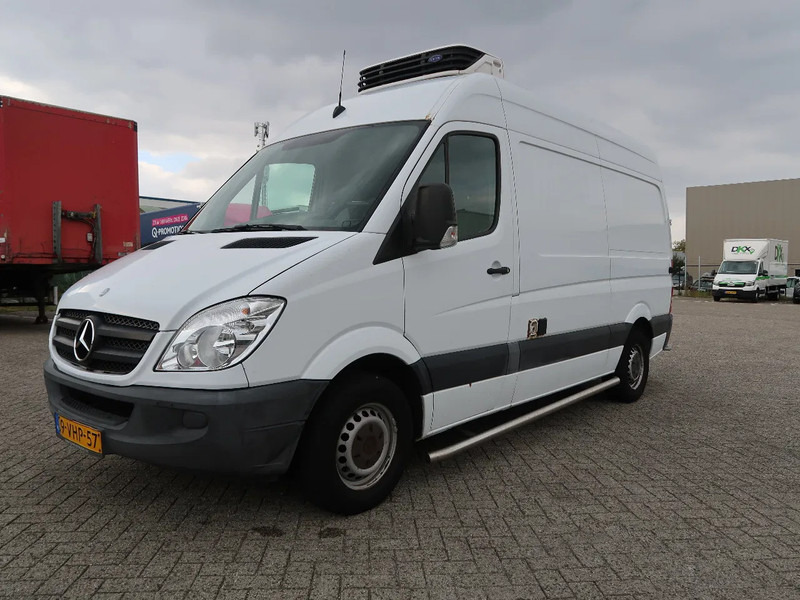 Mercedes-Benz Sprinter 311 CDI, L2H2, Manual, Carrier, TUV, NL Van, Top! - Dostavno vozilo hladnjača: slika Mercedes-Benz Sprinter 311 CDI, L2H2, Manual, Carrier, TUV, NL Van, Top! - Dostavno vozilo hladnjača Mercedes-Benz Sprinter 311 CDI, L2H2, Manual, Carrier, TUV, NL Van, Top! - Dostavno vozilo hladnjača: slika Mercedes-Benz Sprinter 311 CDI, L2H2, Manual, Carrier, TUV, NL Van, Top! - Dostavno vozilo hladnjača