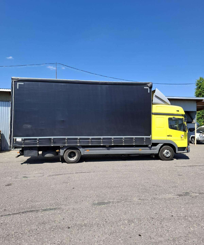 Mercedes-Benz 823 L - Kamion s ceradom: slika Mercedes-Benz 823 L - Kamion s ceradom Mercedes-Benz 823 L - Kamion s ceradom: slika Mercedes-Benz 823 L - Kamion s ceradom