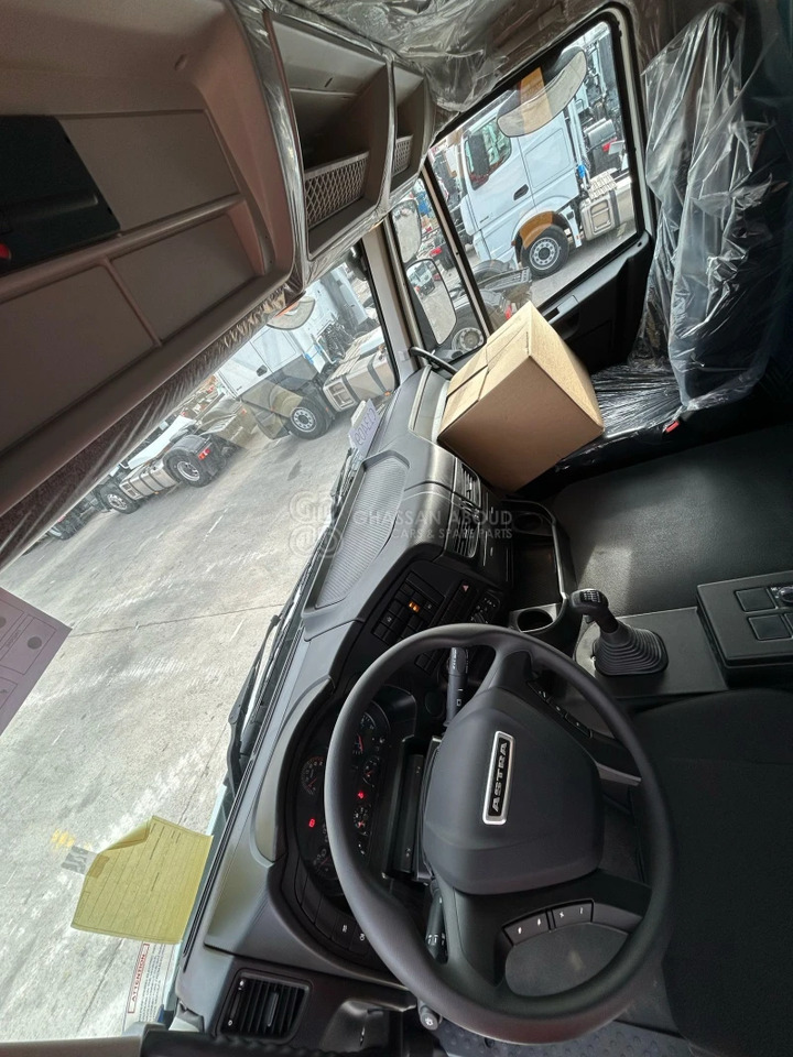 ASTRA HD9 8x4 CHASSIS - Barcelona Stock - Kamion-šasija: slika ASTRA HD9 8x4 CHASSIS - Barcelona Stock - Kamion-šasija ASTRA HD9 8x4 CHASSIS - Barcelona Stock - Kamion-šasija: slika ASTRA HD9 8x4 CHASSIS - Barcelona Stock - Kamion-šasija