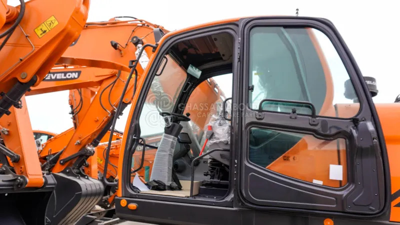 Develon DX210 WA Wheel Excavator - Bager na kotačima: slika Develon DX210 WA Wheel Excavator - Bager na kotačima Develon DX210 WA Wheel Excavator - Bager na kotačima: slika Develon DX210 WA Wheel Excavator - Bager na kotačima