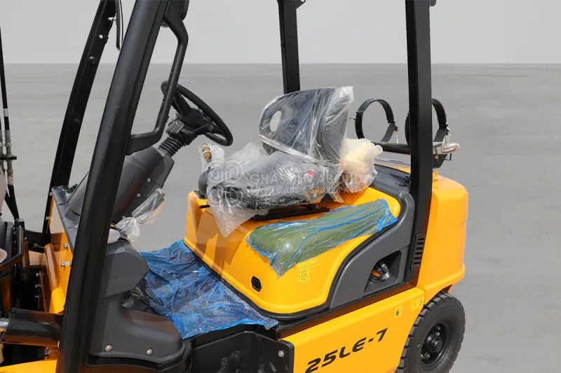 Hyundai Forklift 30LE-7 3 TONS LPG 3 STAGE - Plinski viličar: slika Hyundai Forklift 30LE-7 3 TONS LPG 3 STAGE - Plinski viličar Hyundai Forklift 30LE-7 3 TONS LPG 3 STAGE - Plinski viličar: slika Hyundai Forklift 30LE-7 3 TONS LPG 3 STAGE - Plinski viličar