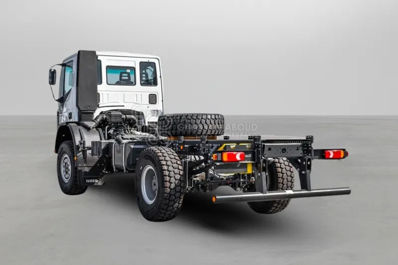 Iveco Euro Cargo ML150 4x4 Chassis - Kamion-šasija: slika  Iveco Euro Cargo ML150 4x4 Chassis - Kamion-šasija Iveco Euro Cargo ML150 4x4 Chassis - Kamion-šasija: slika  Iveco Euro Cargo ML150 4x4 Chassis - Kamion-šasija