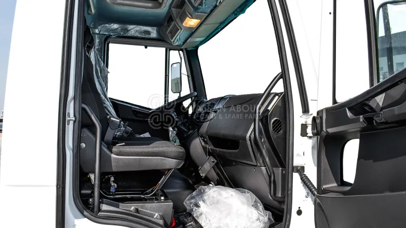 Iveco Euro Cargo ML180 4x2 Chassis - Kamion-šasija: slika Iveco Euro Cargo ML180 4x2 Chassis - Kamion-šasija Iveco Euro Cargo ML180 4x2 Chassis - Kamion-šasija: slika Iveco Euro Cargo ML180 4x2 Chassis - Kamion-šasija