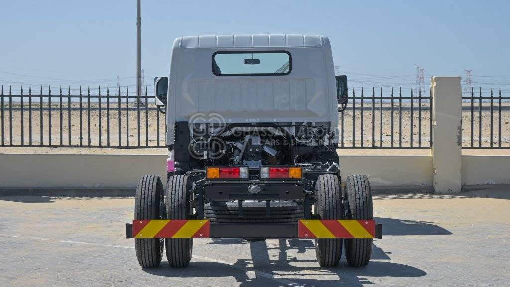 Kamion-šasija MITSUBISHI CANTER CHASSIS,170L TANK (4×2) 4.2 TON DIESEL MY24: slika Kamion-šasija MITSUBISHI CANTER CHASSIS,170L TANK (4×2) 4.2 TON DIESEL MY24
