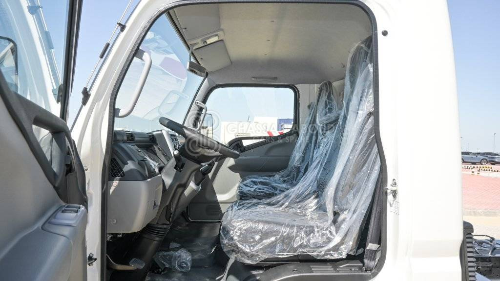 Kamion-šasija MITSUBISHI CANTER CHASSIS,170L TANK (4×2) 4.2 TON DIESEL MY24: slika Kamion-šasija MITSUBISHI CANTER CHASSIS,170L TANK (4×2) 4.2 TON DIESEL MY24