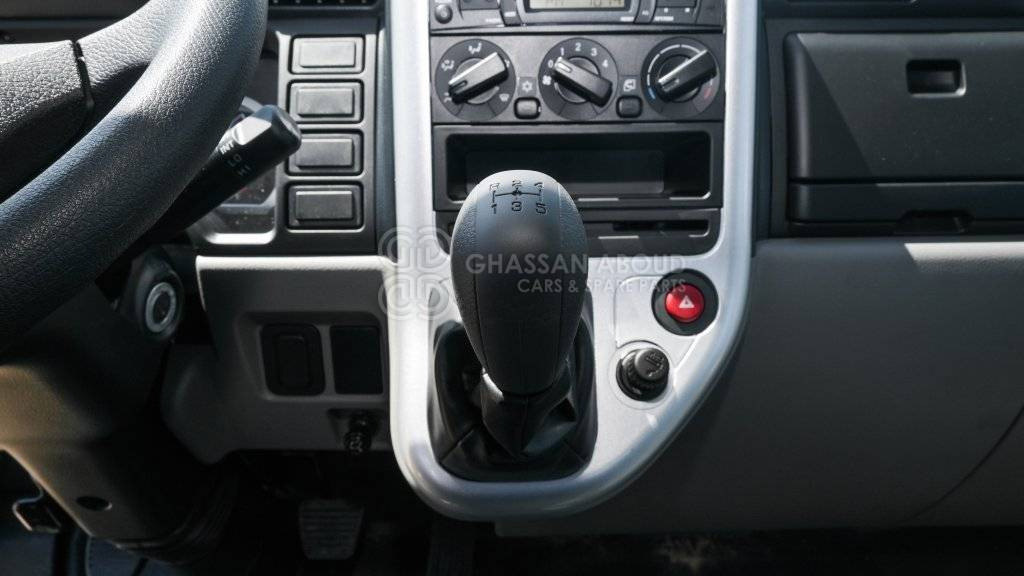 Kamion-šasija MITSUBISHI CANTER CHASSIS,170L TANK (4×2) 4.2 TON DIESEL MY24: slika Kamion-šasija MITSUBISHI CANTER CHASSIS,170L TANK (4×2) 4.2 TON DIESEL MY24