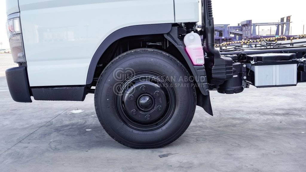 MITSUBISHI CANTER CHASSIS PAYLOAD 5 TON APPROX SINGLE CAB WITH A/C 4X2 LIGHT DUTY MY2024 - Kamion-šasija: slika MITSUBISHI CANTER CHASSIS PAYLOAD 5 TON APPROX SINGLE CAB WITH A/C 4X2 LIGHT DUTY MY2024 - Kamion-šasija MITSUBISHI CANTER CHASSIS PAYLOAD 5 TON APPROX SINGLE CAB WITH A/C 4X2 LIGHT DUTY MY2024 - Kamion-šasija: slika MITSUBISHI CANTER CHASSIS PAYLOAD 5 TON APPROX SINGLE CAB WITH A/C 4X2 LIGHT DUTY MY2024 - Kamion-šasija