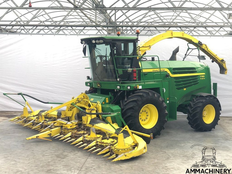 John Deere 6000-7000-8000 series - Silažni kombajn: slika John Deere 6000-7000-8000 series - Silažni kombajn John Deere 6000-7000-8000 series - Silažni kombajn: slika John Deere 6000-7000-8000 series - Silažni kombajn
