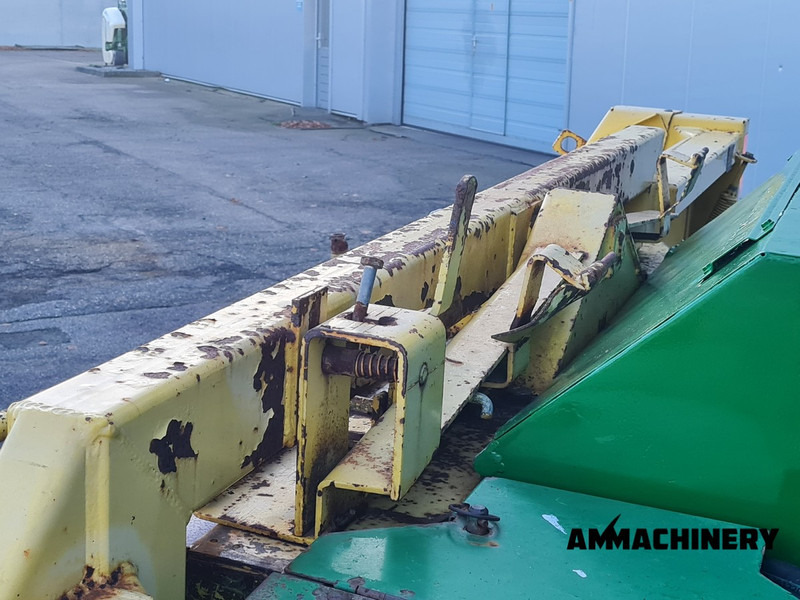 John Deere 645 Pickup - Priključak za silažni kombajn: slika John Deere 645 Pickup - Priključak za silažni kombajn John Deere 645 Pickup - Priključak za silažni kombajn: slika John Deere 645 Pickup - Priključak za silažni kombajn