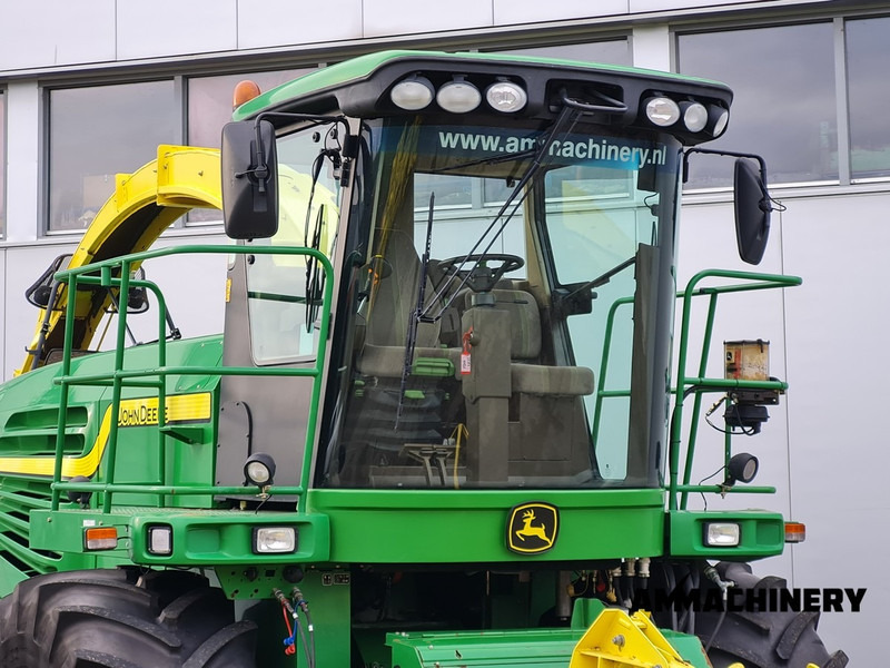 John Deere 7380 pro drive - Silažni kombajn: slika John Deere 7380 pro drive - Silažni kombajn John Deere 7380 pro drive - Silažni kombajn: slika John Deere 7380 pro drive - Silažni kombajn