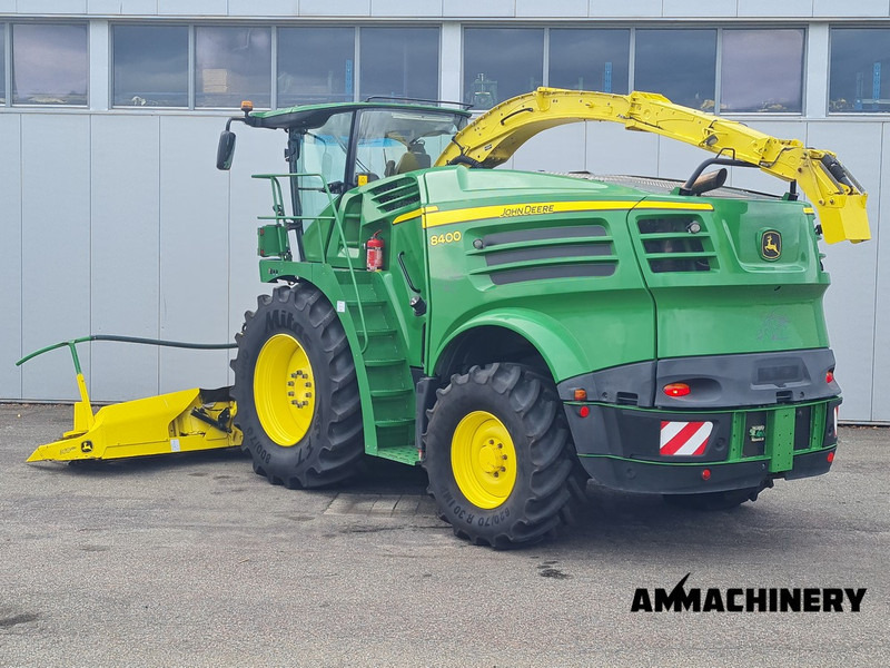 John Deere 8400 Including Kemper 360 Plus - Silažni kombajn: slika John Deere 8400 Including Kemper 360 Plus - Silažni kombajn John Deere 8400 Including Kemper 360 Plus - Silažni kombajn: slika John Deere 8400 Including Kemper 360 Plus - Silažni kombajn