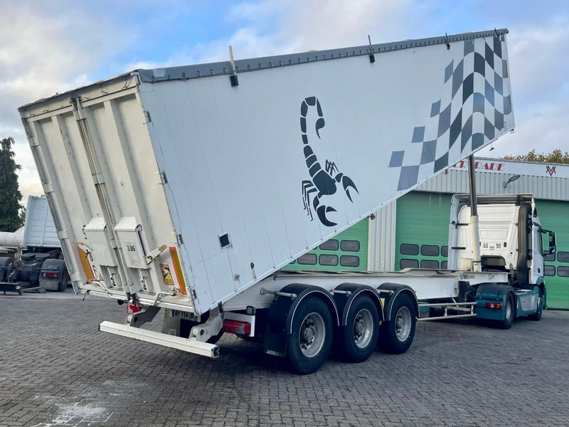 Benalu Grain 6580 kg, 65 m3 - Kiper poluprikolica: slika Benalu Grain 6580 kg, 65 m3 - Kiper poluprikolica Benalu Grain 6580 kg, 65 m3 - Kiper poluprikolica: slika Benalu Grain 6580 kg, 65 m3 - Kiper poluprikolica