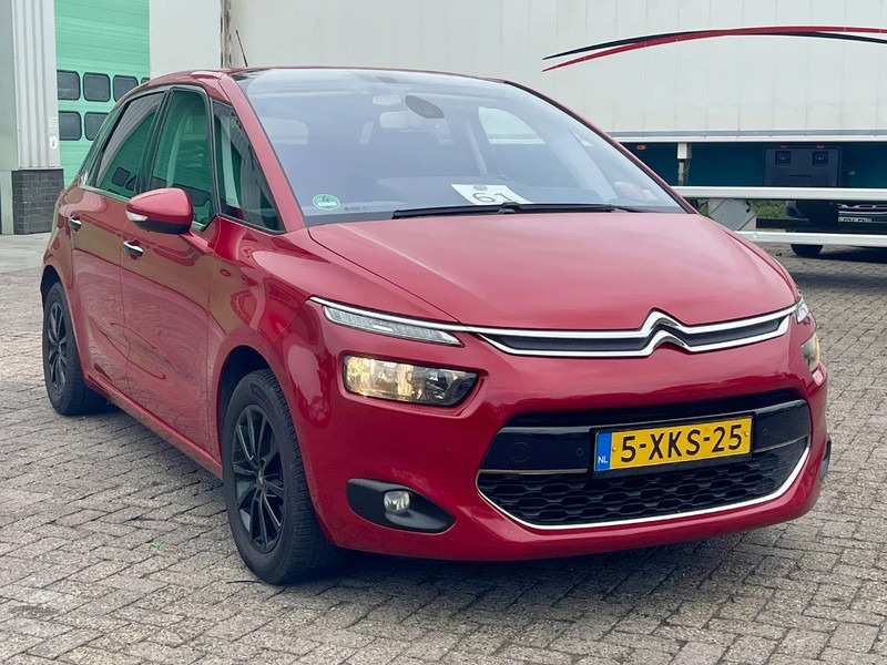 Citroën C4 Picasso REAR VIEW CAMERA, BLIND SPOT SENSOR, AUTO PARKING, FRONT & REAR PARKTRONIC, - Hatchback: slika Citroën C4 Picasso REAR VIEW CAMERA, BLIND SPOT SENSOR, AUTO PARKING, FRONT & REAR PARKTRONIC, - Hatchback Citroën C4 Picasso REAR VIEW CAMERA, BLIND SPOT SENSOR, AUTO PARKING, FRONT & REAR PARKTRONIC, - Hatchback: slika Citroën C4 Picasso REAR VIEW CAMERA, BLIND SPOT SENSOR, AUTO PARKING, FRONT & REAR PARKTRONIC, - Hatchback