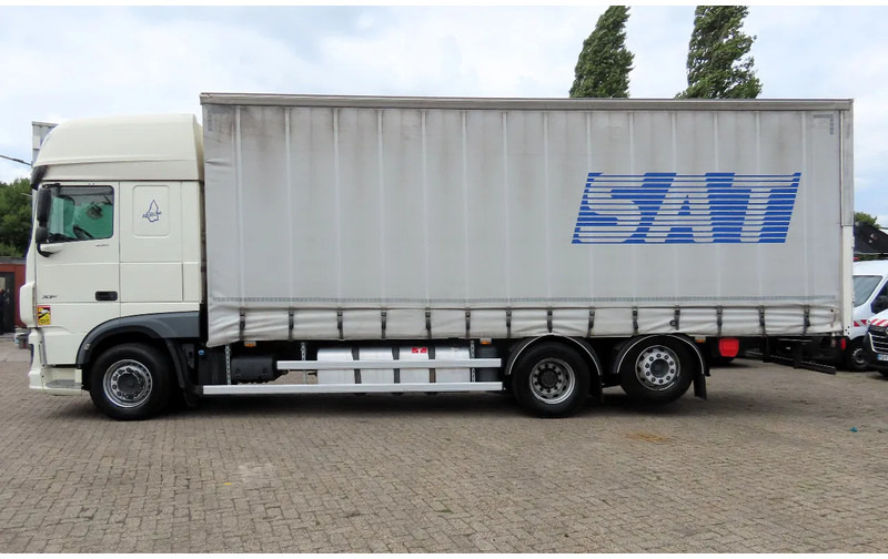 DAF XF 530 6x2 Frigo, lift roof, moving axel, P-cooling, etc - Kamion s ceradom: slika DAF XF 530 6x2 Frigo, lift roof, moving axel, P-cooling, etc - Kamion s ceradom DAF XF 530 6x2 Frigo, lift roof, moving axel, P-cooling, etc - Kamion s ceradom: slika DAF XF 530 6x2 Frigo, lift roof, moving axel, P-cooling, etc - Kamion s ceradom