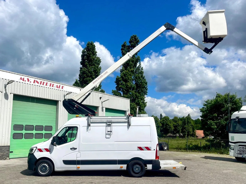Renault Master 77000 km, 10,5 m, KLUBB, 3500 kg, euro6 - Dostavno vozilo: slika Renault Master 77000 km, 10,5 m, KLUBB, 3500 kg, euro6 - Dostavno vozilo Renault Master 77000 km, 10,5 m, KLUBB, 3500 kg, euro6 - Dostavno vozilo: slika Renault Master 77000 km, 10,5 m, KLUBB, 3500 kg, euro6 - Dostavno vozilo