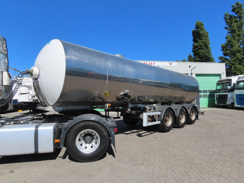 ETA Milk / melk 27200 L (all valid documents for milk transport) - Poluprikolica cisterna: slika ETA Milk / melk 27200 L (all valid documents for milk transport) - Poluprikolica cisterna ETA Milk / melk 27200 L (all valid documents for milk transport) - Poluprikolica cisterna: slika ETA Milk / melk 27200 L (all valid documents for milk transport) - Poluprikolica cisterna