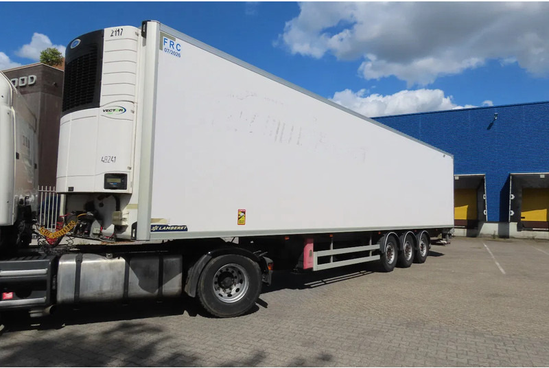 LAMBERET FRC 07/2026, SAF, 5496 diesel hours, CARRIER VECTOR 1550 - Poluprikolica hladnjača: slika LAMBERET FRC 07/2026, SAF, 5496 diesel hours, CARRIER VECTOR 1550 - Poluprikolica hladnjača LAMBERET FRC 07/2026, SAF, 5496 diesel hours, CARRIER VECTOR 1550 - Poluprikolica hladnjača: slika LAMBERET FRC 07/2026, SAF, 5496 diesel hours, CARRIER VECTOR 1550 - Poluprikolica hladnjača