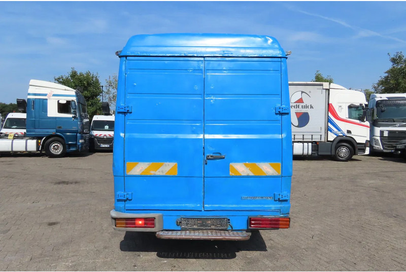 Furgon Mercedes-Benz Vario 812D: slika Furgon Mercedes-Benz Vario 812D