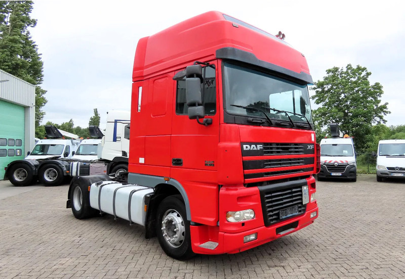 DAF XF 95.480 EURO4, Very CLEAN! - Tegljač: slika DAF XF 95.480 EURO4, Very CLEAN! - Tegljač DAF XF 95.480 EURO4, Very CLEAN! - Tegljač: slika DAF XF 95.480 EURO4, Very CLEAN! - Tegljač