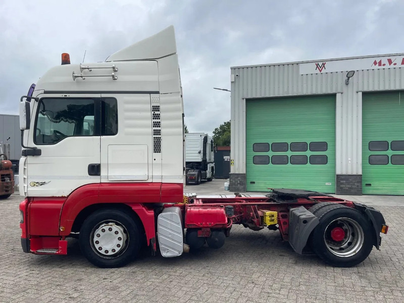 MAN TGA 18.410 EURO2 , Manual injection, FRIGO - Tegljač: slika MAN TGA 18.410 EURO2 , Manual injection, FRIGO - Tegljač MAN TGA 18.410 EURO2 , Manual injection, FRIGO - Tegljač: slika MAN TGA 18.410 EURO2 , Manual injection, FRIGO - Tegljač