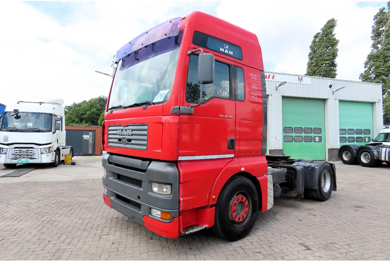 MAN TGA 18.410 Manual gearbox, Manual pomp, PTO, HYDRAULIC - Tegljač: slika MAN TGA 18.410 Manual gearbox, Manual pomp, PTO, HYDRAULIC - Tegljač MAN TGA 18.410 Manual gearbox, Manual pomp, PTO, HYDRAULIC - Tegljač: slika MAN TGA 18.410 Manual gearbox, Manual pomp, PTO, HYDRAULIC - Tegljač