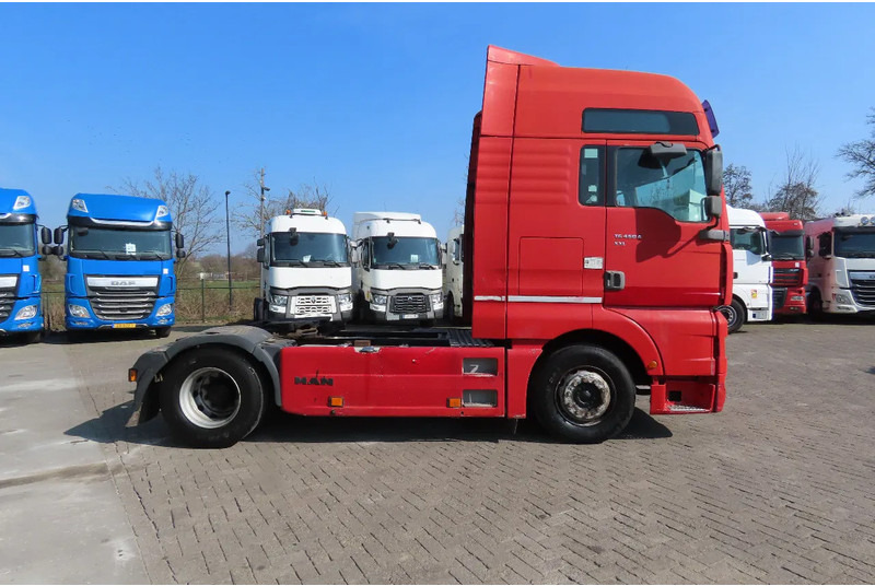 MAN TGA 18.460 Manual injection (euro2), Manual gearbox - Tegljač: slika MAN TGA 18.460 Manual injection (euro2), Manual gearbox - Tegljač MAN TGA 18.460 Manual injection (euro2), Manual gearbox - Tegljač: slika MAN TGA 18.460 Manual injection (euro2), Manual gearbox - Tegljač