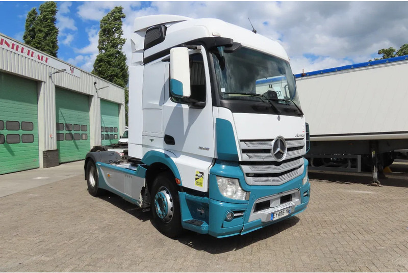 Mercedes-Benz Actros 1846 PTO. HYDRAULIC - Tegljač: slika Mercedes-Benz Actros 1846 PTO. HYDRAULIC - Tegljač Mercedes-Benz Actros 1846 PTO. HYDRAULIC - Tegljač: slika Mercedes-Benz Actros 1846 PTO. HYDRAULIC - Tegljač