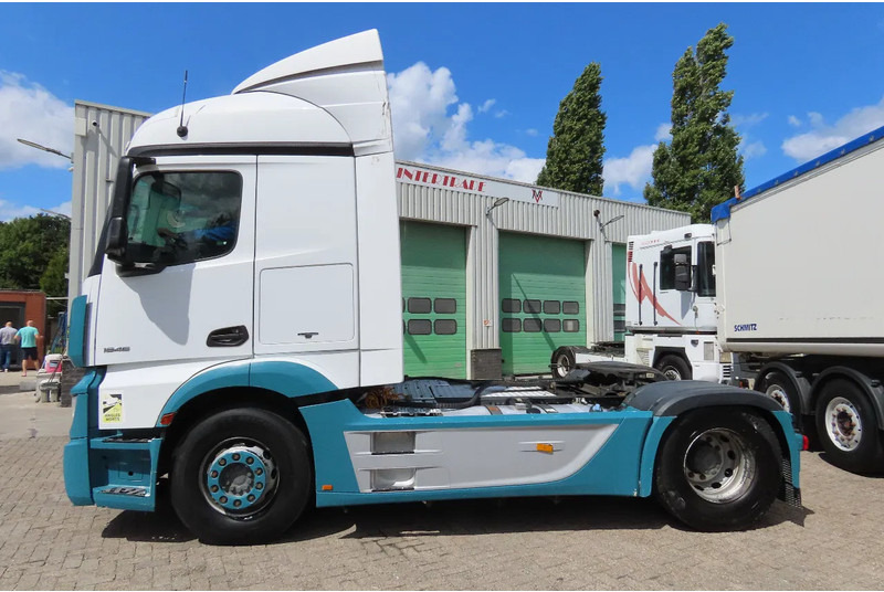 Mercedes-Benz Actros 1846 PTO. HYDRAULIC - Tegljač: slika Mercedes-Benz Actros 1846 PTO. HYDRAULIC - Tegljač Mercedes-Benz Actros 1846 PTO. HYDRAULIC - Tegljač: slika Mercedes-Benz Actros 1846 PTO. HYDRAULIC - Tegljač