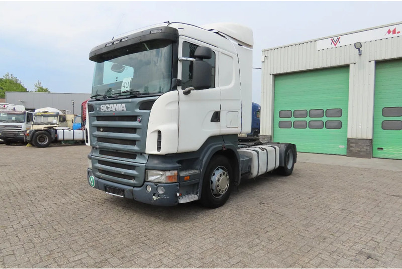 Scania R420 2 tanks, 2 beds, manual gearbox - Tegljač: slika Scania R420 2 tanks, 2 beds, manual gearbox - Tegljač Scania R420 2 tanks, 2 beds, manual gearbox - Tegljač: slika Scania R420 2 tanks, 2 beds, manual gearbox - Tegljač